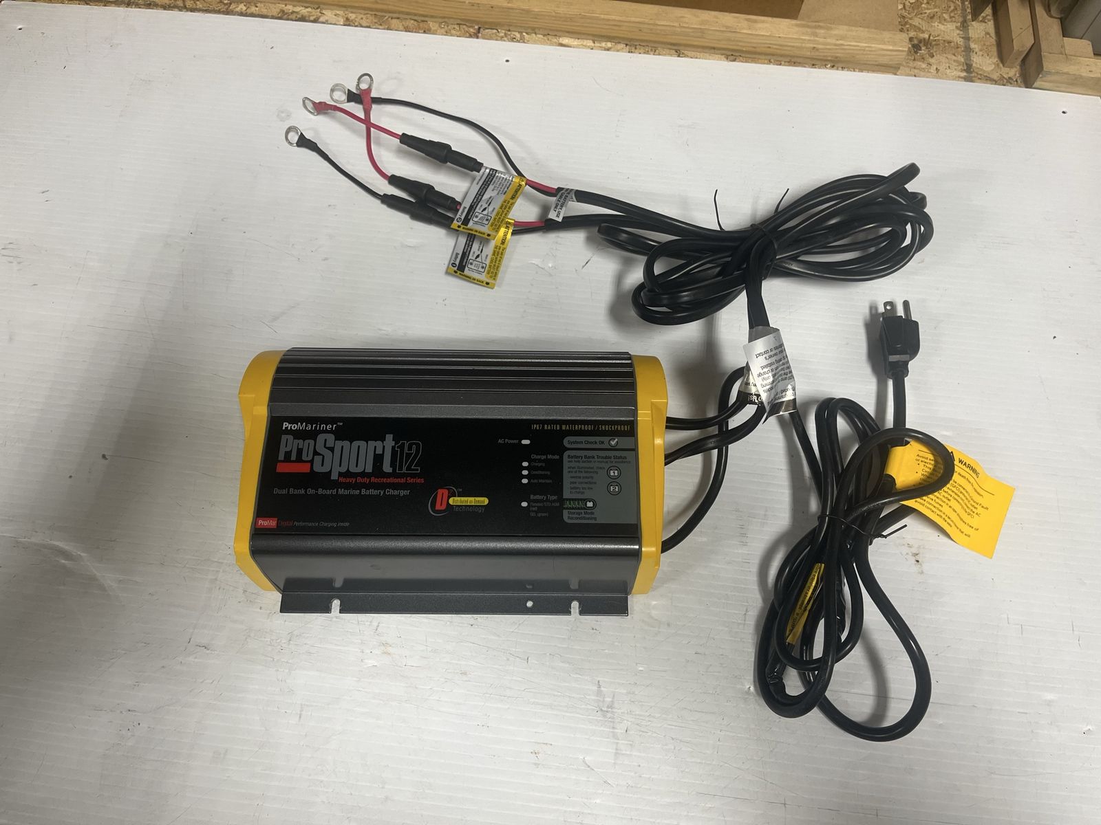 Mariner Marine Battery Charger