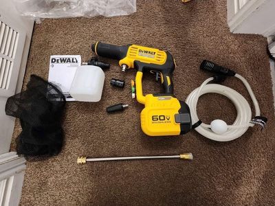 New Dewalt 60V MAX 1000PSI 1.0 GPM Pressure Washer