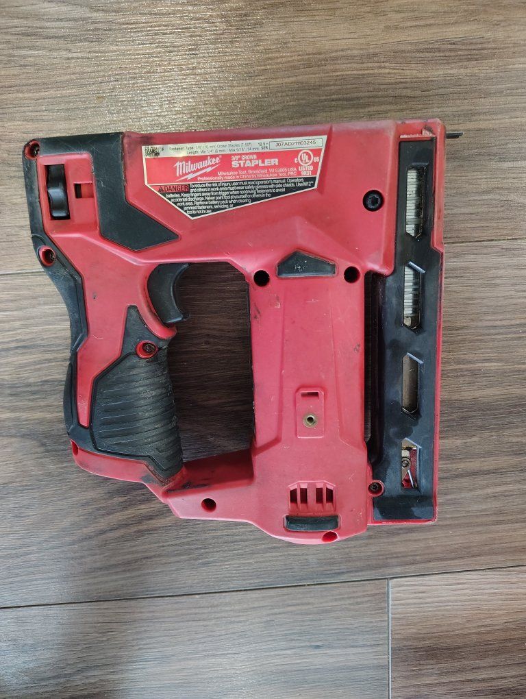Milwaukee M12 2447-20 3/8" Crown Stapler - Cordless Power Tool (Tool Only)