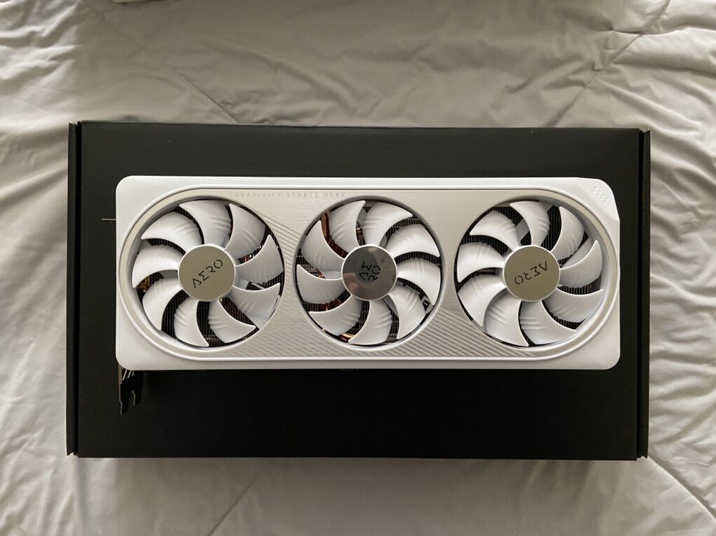 Nvidia RTX 4070 Ti Super GPU (Gigabyte Aero)