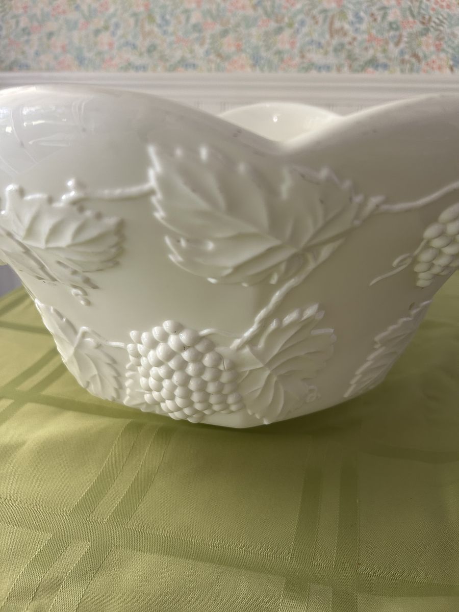 Vintage Milk White Fruit, Punch, Salad Bowl