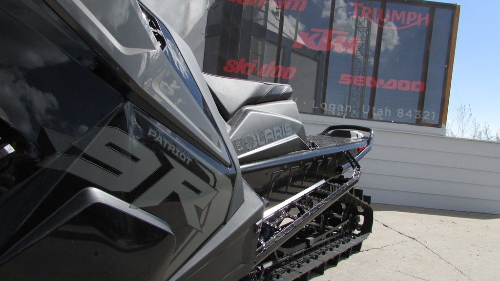 2025 Polaris® 9R RMK KHAOS 155 Shadow Gray / Gloss Black