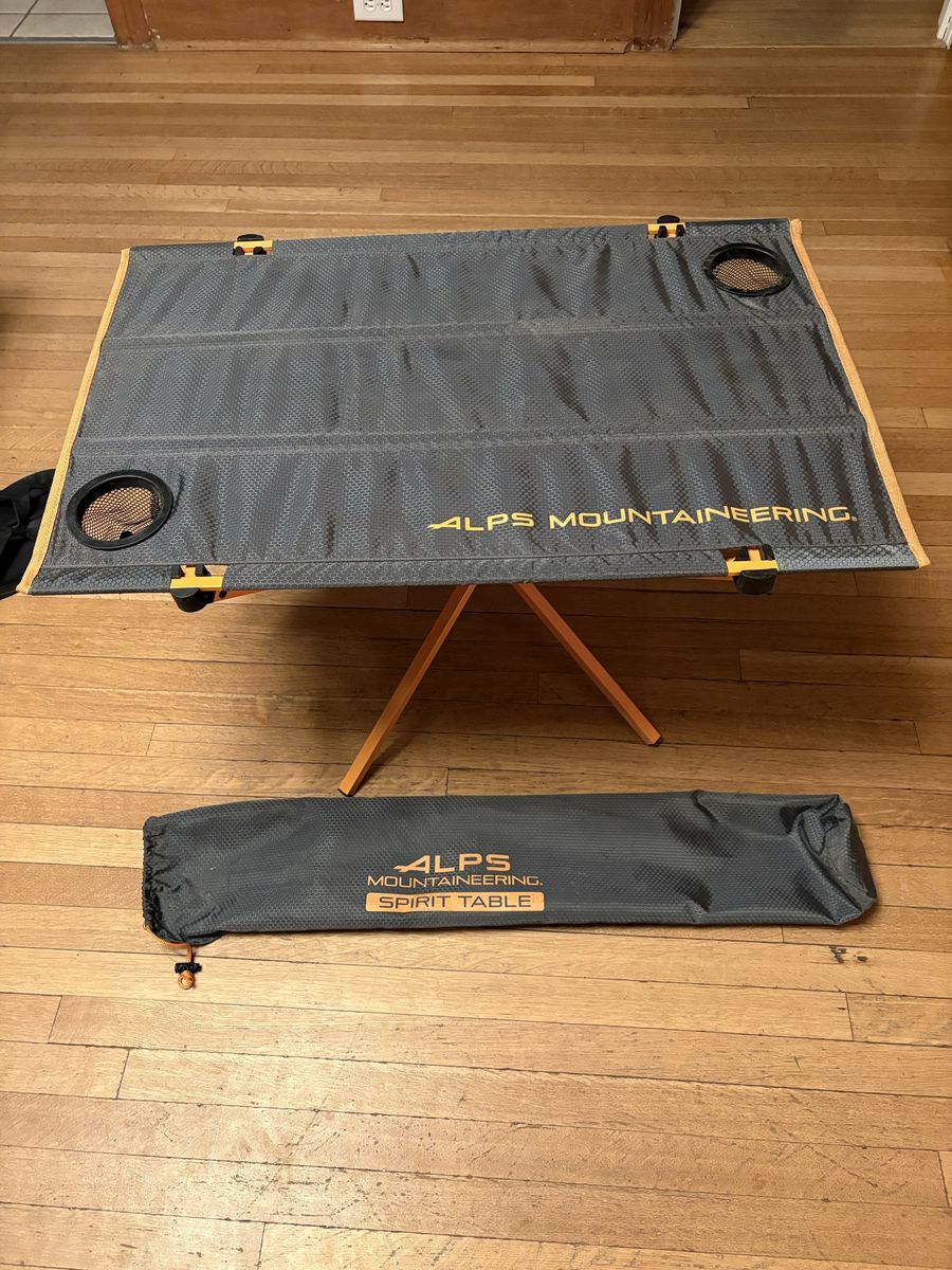 Camp Table - Alps Mountaineering