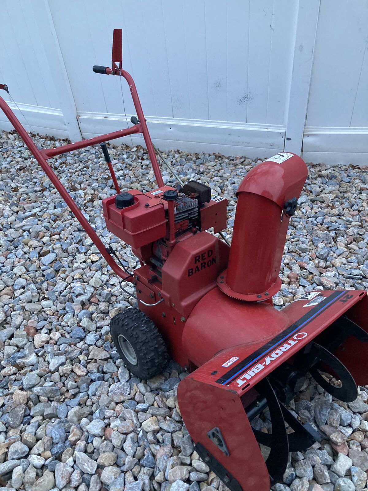 Troy-Bilt 21 inch Snowblower - 2-Cycle -In great condition! Works perfectly!
