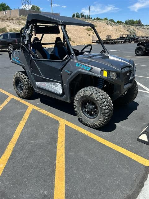 Polaris RZR 570 EPS Side-by-Side UTV - Grey/Blue - Roof & Accessories
