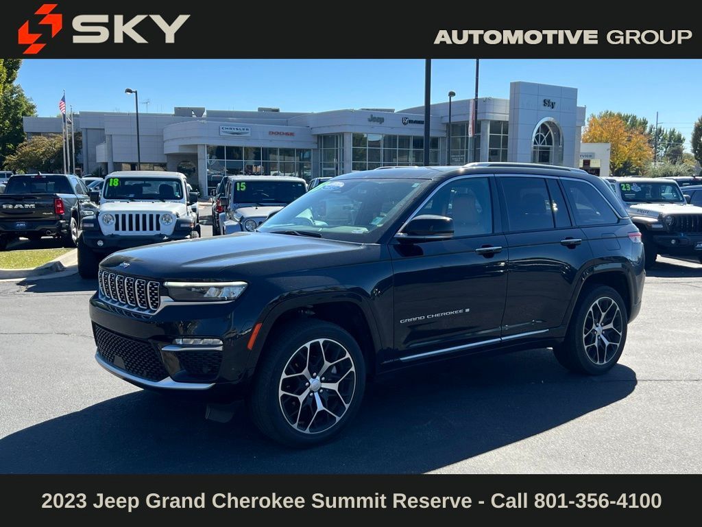 2023 Jeep Grand Cherokee Summit Reserve