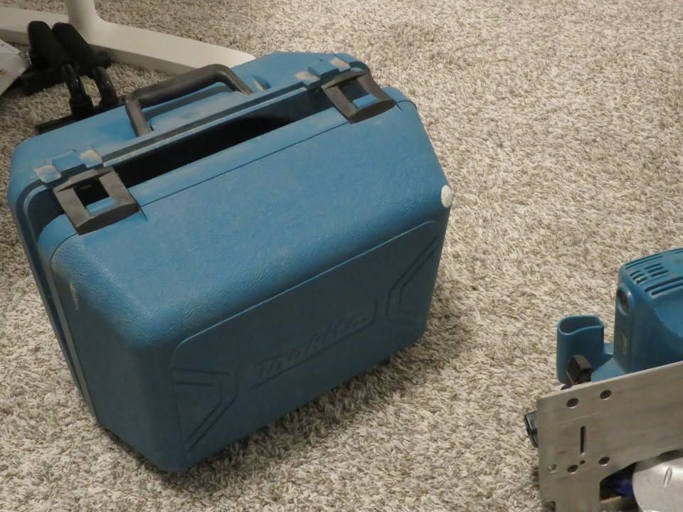 Main image 6