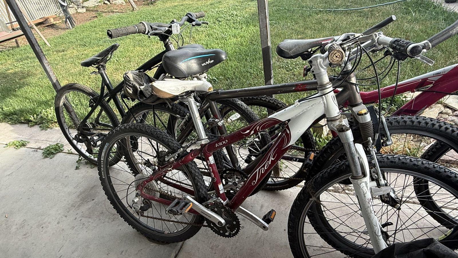 Multiple Household Yard sale!