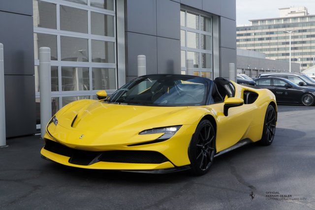 2022 Ferrari SF90 Spider Base