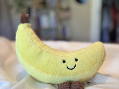 Jellycat Amuseable Banana – NWOT