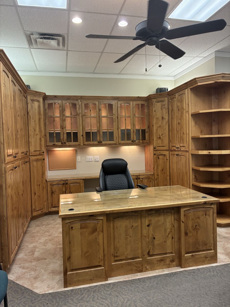 Bountiful Office Space for Rent - Colonial Square, 2002 Sq Ft
