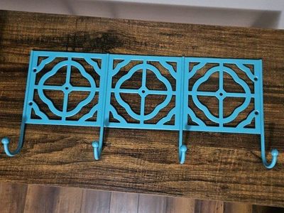 Turquoise Metal Wall-Mounted Decorative 4 Hook Rack
