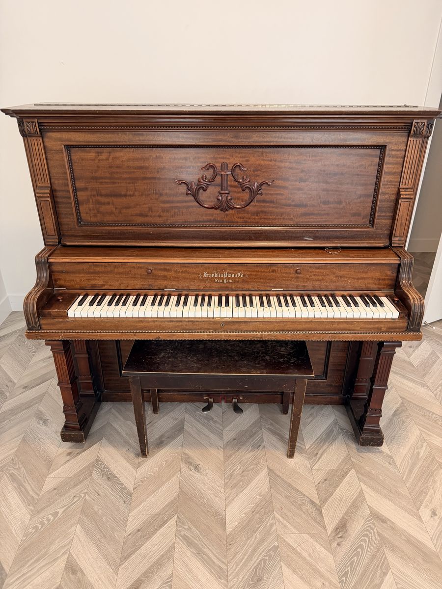 Free Piano