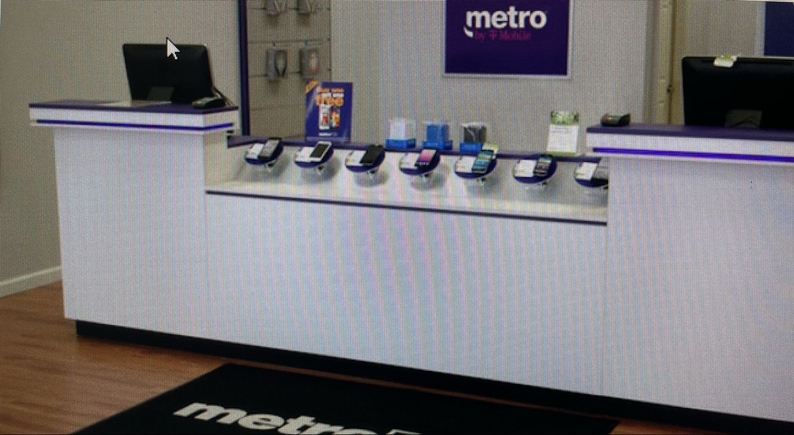Complete Retail Store Fixture Set - Cell Phone (MetrobyTMobile)
