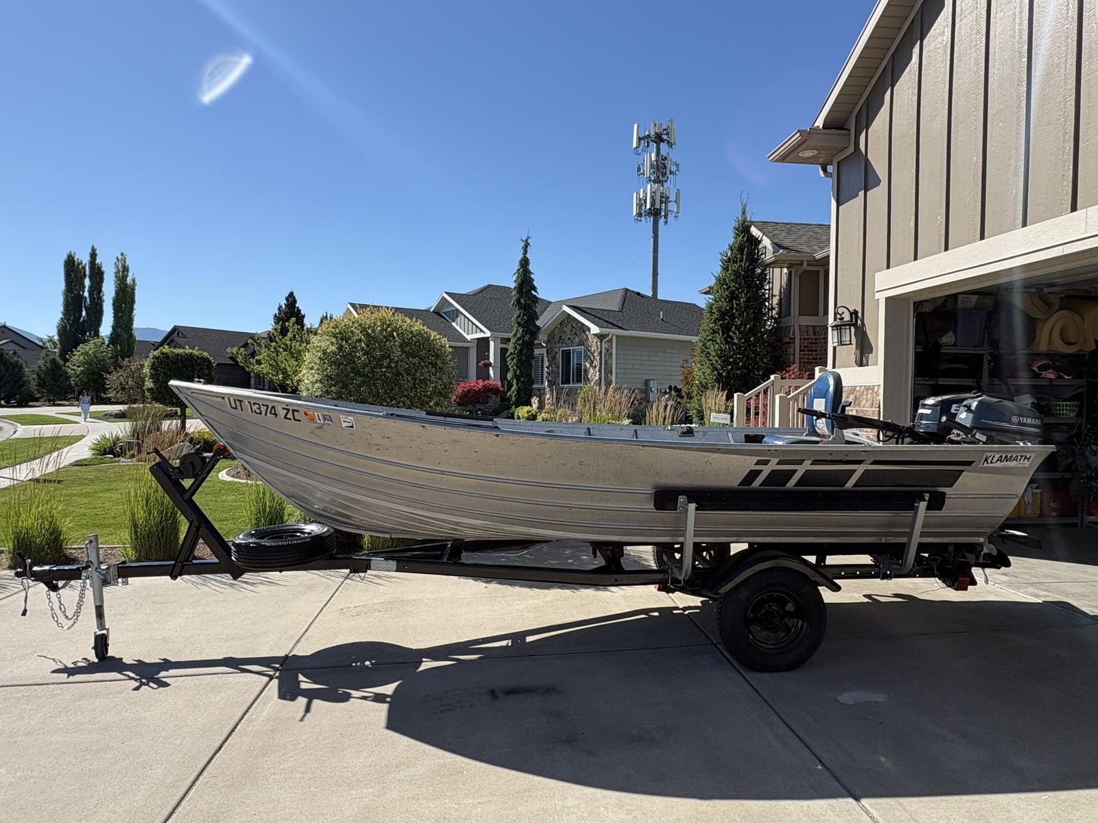 2009 Evinrude 50hp KLAMATH 16 ft Boat with Yamaha Kicker, Incredible Deal!