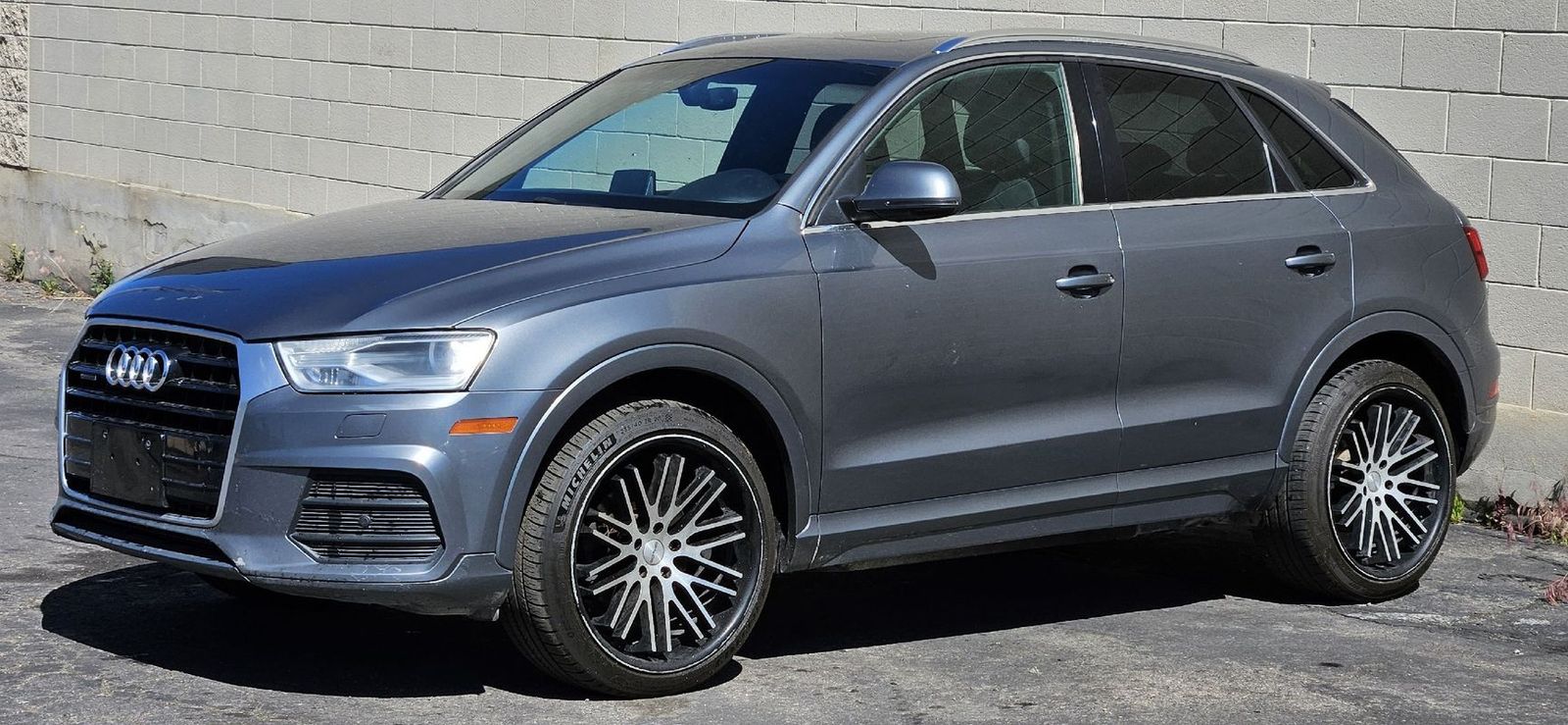 2017 Audi Q3 2.0T quattro Premium Plus