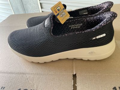 Skechers Go Walk Hands Free Slip-Ins Shoes Black Floral Size 11 New