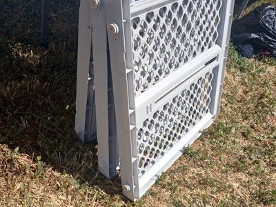 Free baby gate