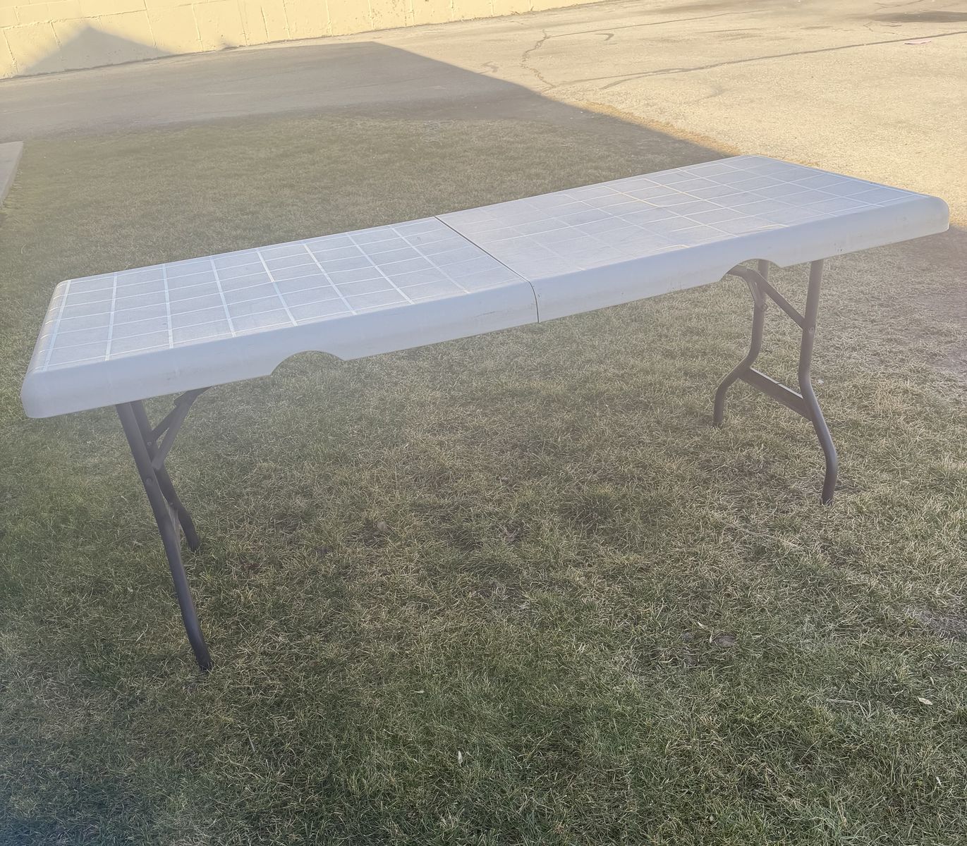 6 ft. Fold-in-Half Table