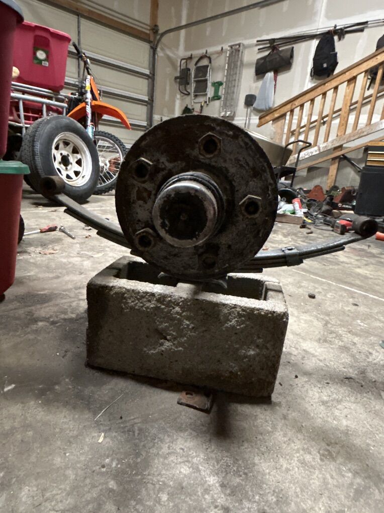 5 Lug Trailer Axle