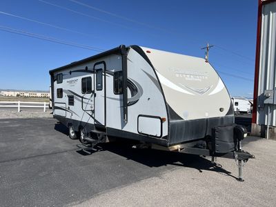 2018 KEYSTONE PASSPORT 2400BHWE