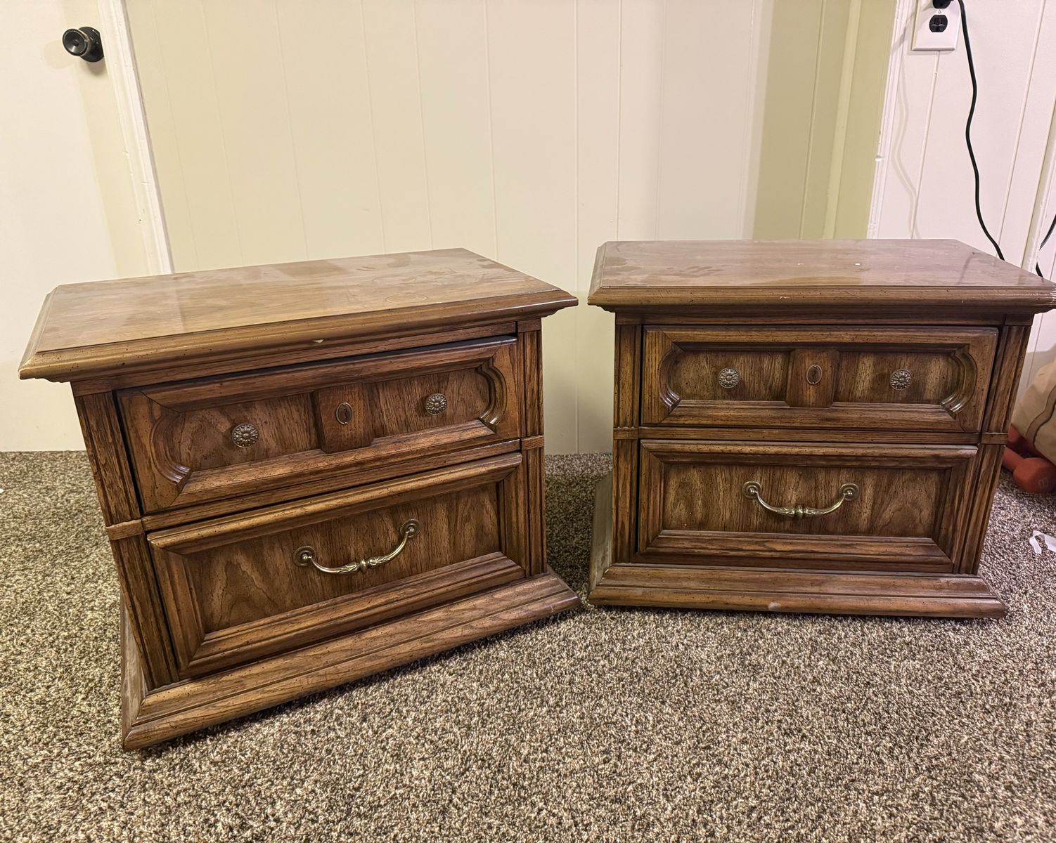 Vintage Wooden Nightstand Pair - Traditional Two-Drawer Bedside Tables