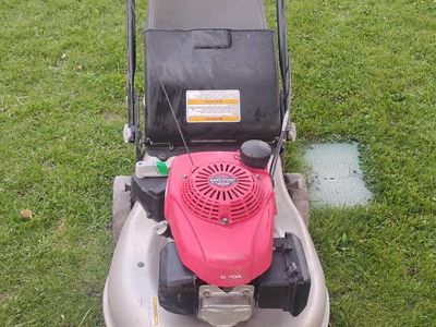 Honda 3 in 1 twin blade lawnmower self propelled