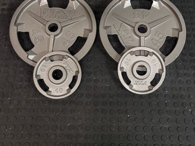 Weights 110 pounds
