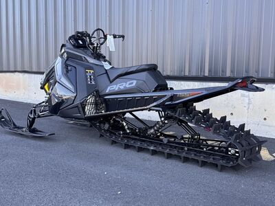 2025 Polaris® 9R RMK KHAOS 155 Shadow Gray / Gloss Black