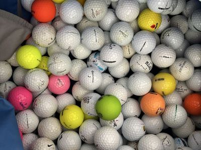 Random golf balls