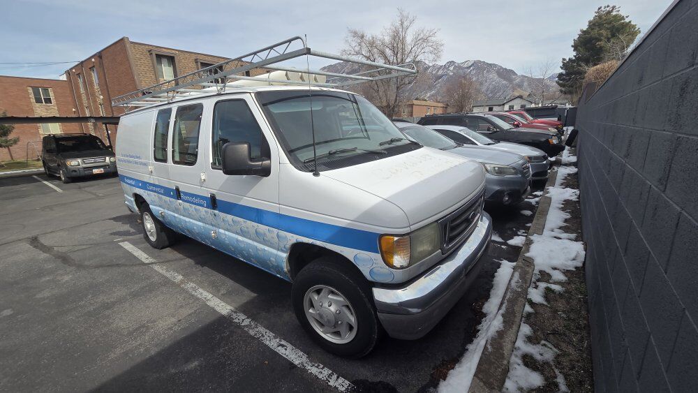 2003 FORD E E-250