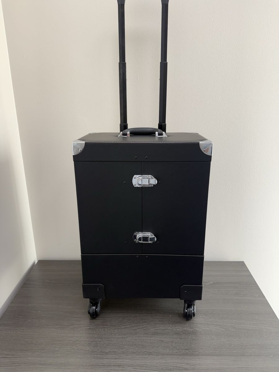 Flexible Rolling Professional Makeup/Stylist Case