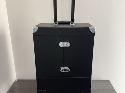 Flexible Rolling Professional Makeup/Stylist Case