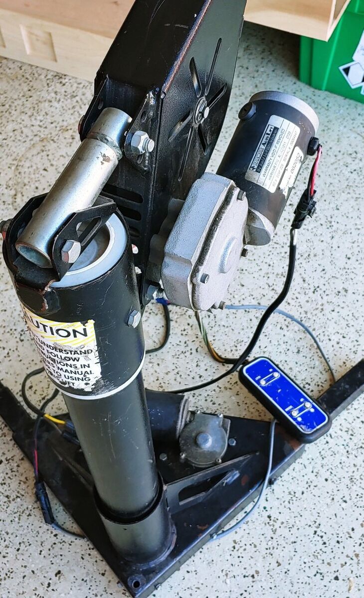 Electric Wheelchair Lift