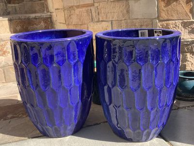 2 Beautiful Ceramic Pots