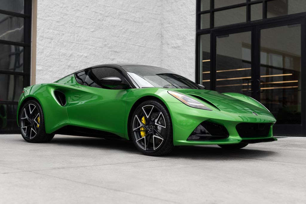 2026 Lotus Emira V6 SE