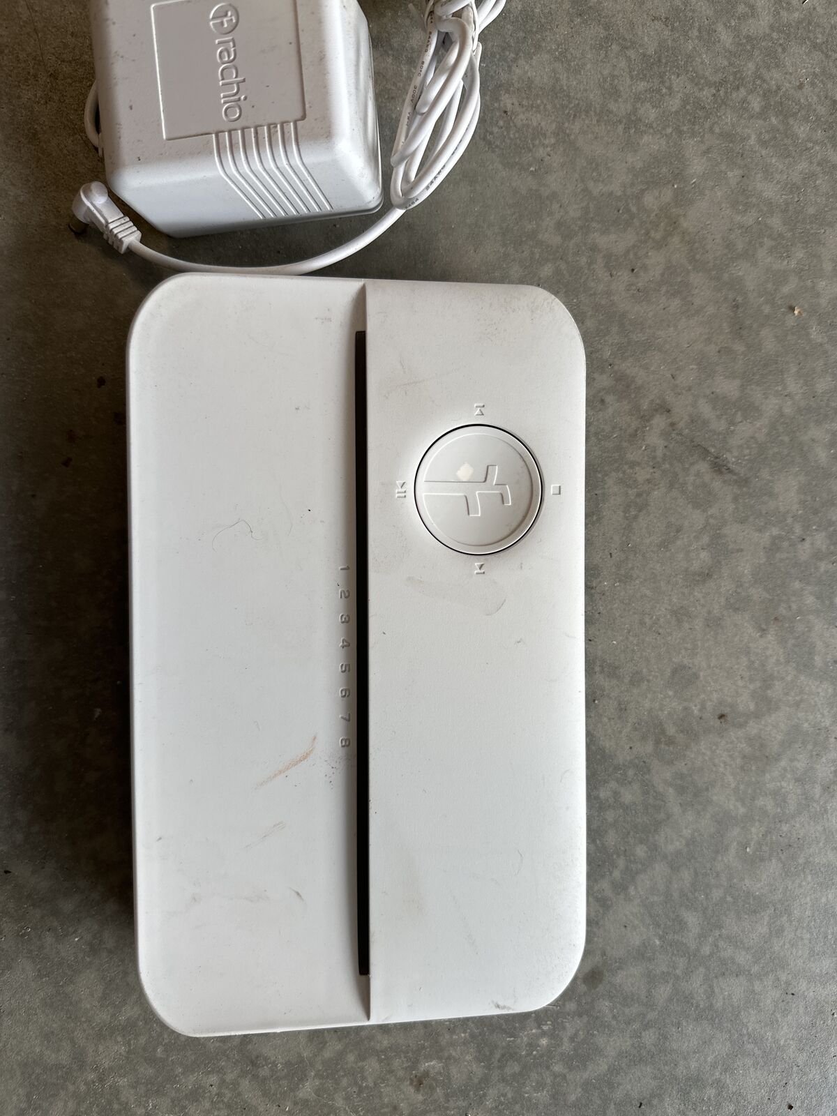 Rachio 8 Zone Smart Irrigation Sprinkler Controler