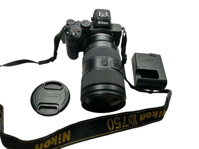 Nikon Digital Camera Z5 E75010883