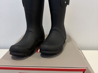 NEW Hunter Original short