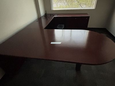 Executive U-Shaped Desk
