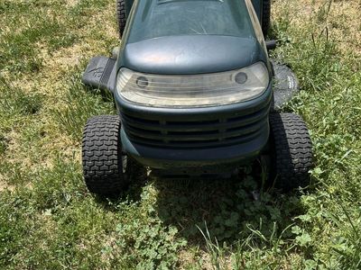 Craftsman riding lawnmower