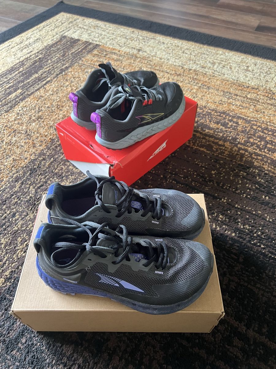 Altra Shoes For Women’s Size 8