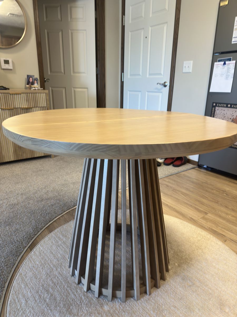 Plank+Beam Lido Round Dining Table, 38", Wooden, Pedestal, Minimalist Kitchen Table for 4 for Dining