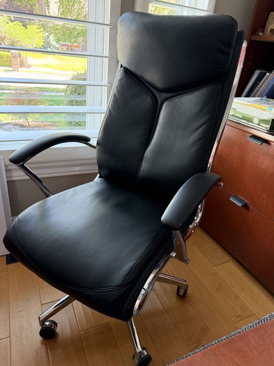 Swivel Office Chair