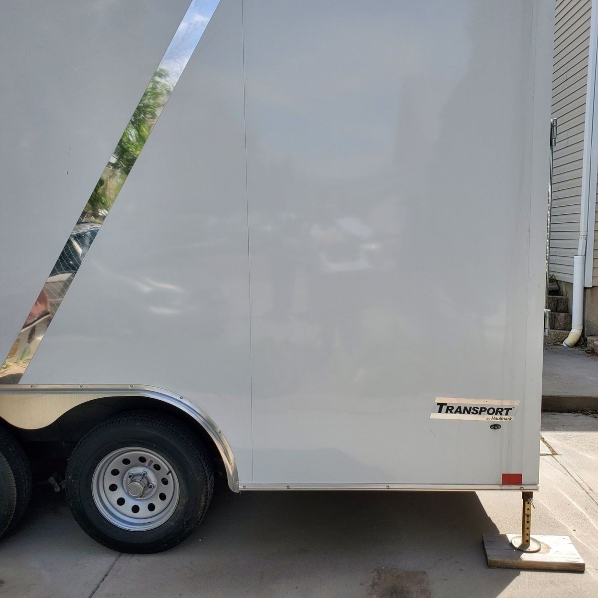 2021 Hallmark Transport Trailer