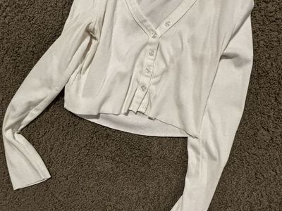 Cotton On White Ribbed V-Neck Button-Up Cropped Cardigan - Women's XS/PP