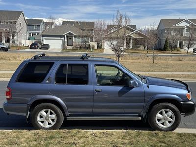 2000 NISSAN PATHFINDER LE