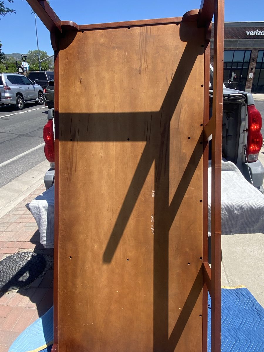 Main image 6