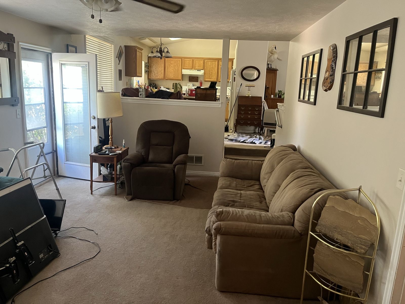 Main image 6