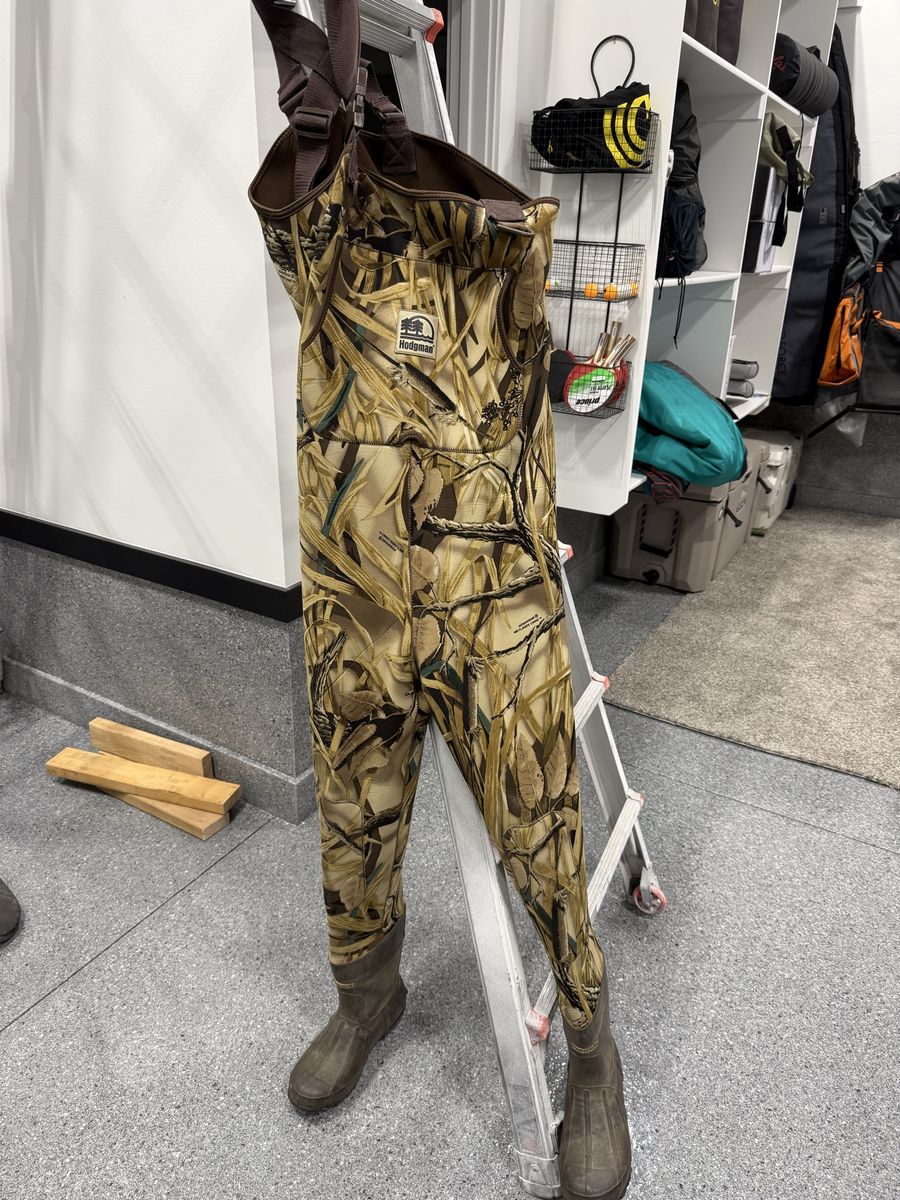 Hodgman Camouflage Neoprene Chest Waders: Size Medium